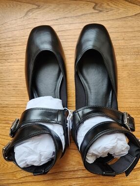 Old Navy Double Ankle-Strap Flats